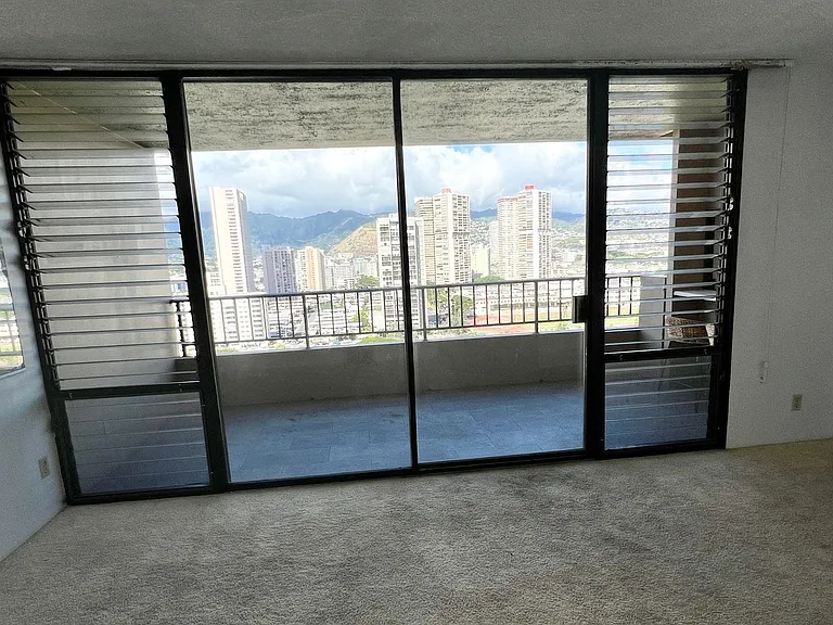 2121 Ala Wai Blvd #1903 — Photo 11