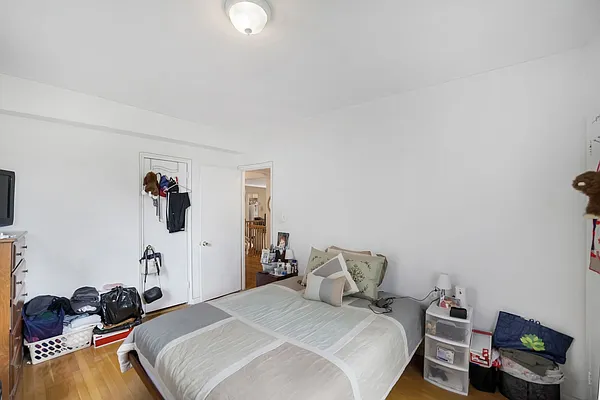 Sold by NextDoor Realty | media 13