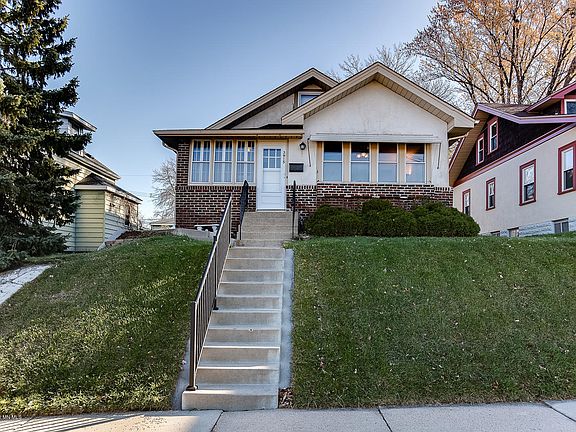 2nd image of 3915 20th Ave S