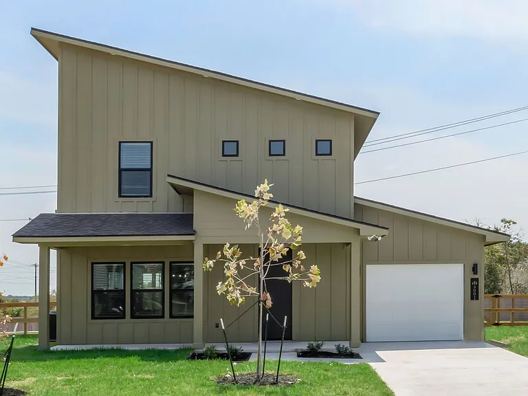 3001 Alpha Wolf Ct — Photo 35