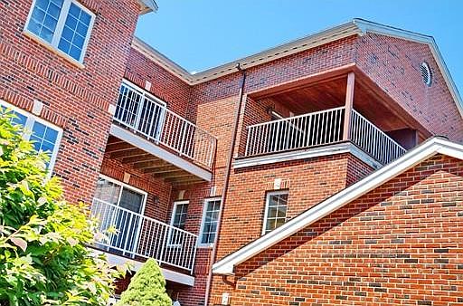 2nd image of 7 Conant Rd APT 66