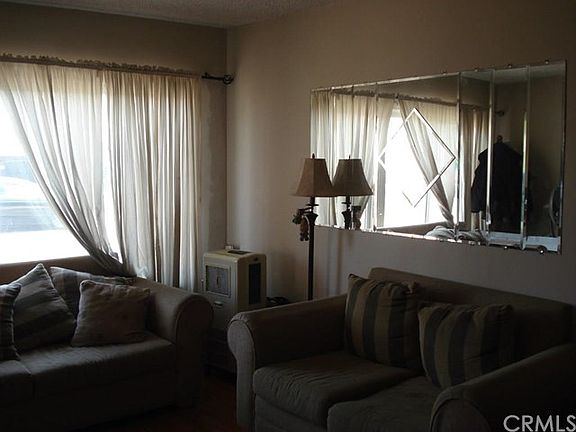5th image of 1123 E Workman Ave