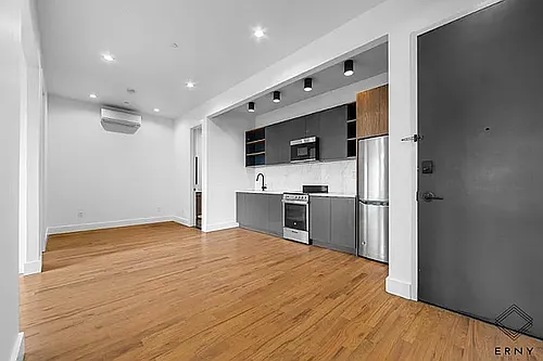 185 Veronica Pl Photo 1