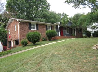 2306 Palo Verde Dr, Winston Salem, NC 27106