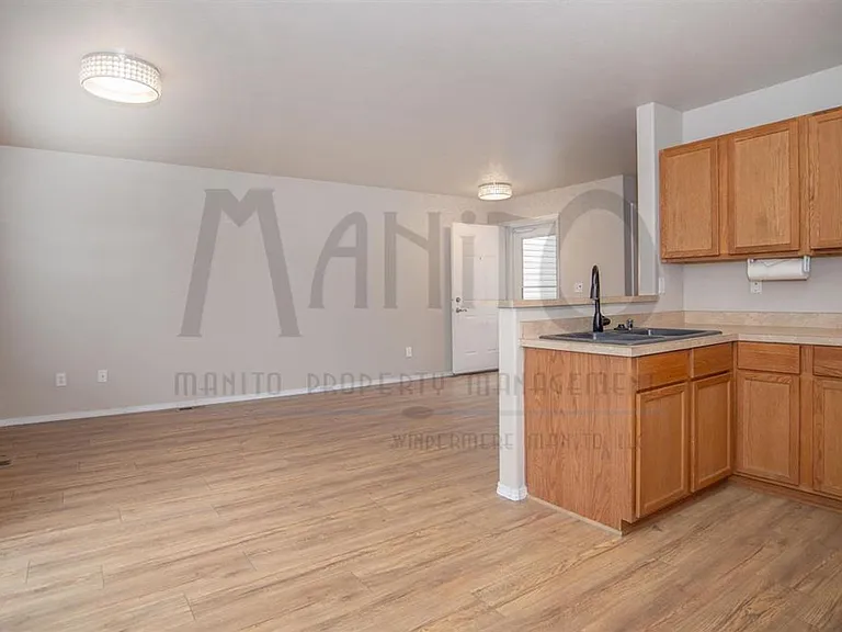 11212 E 4th Ave #C — Photo 7