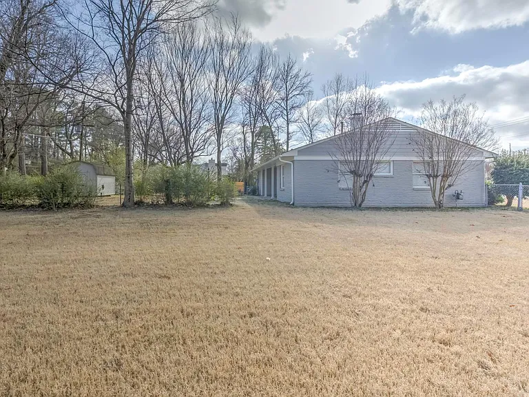 464 S White Station Rd — Photo 39