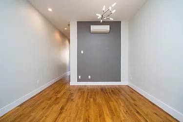 Rented by SCOUTBK.COM