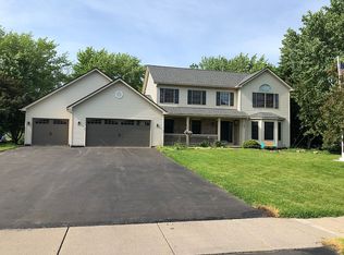 100 Raspberry Patch Dr, Rochester, NY 14612