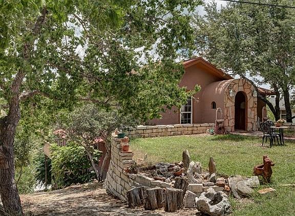 5th image of 3615 N Peninsular Dr