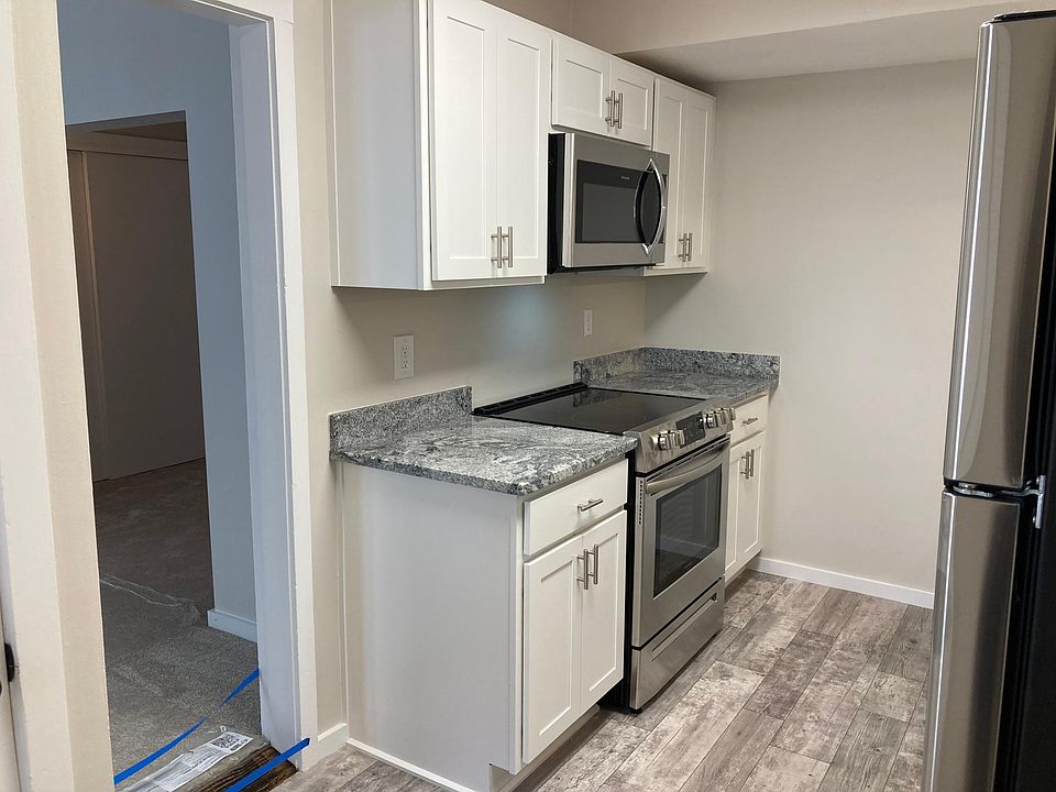 1st image of 38 Carter St #1R