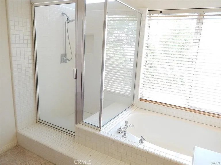 13311 Saratoga Dr — Photo 17