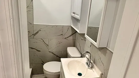 1 bed, 350 sqft, $1,100 — Photo 2
