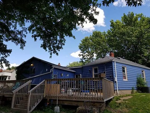 2nd image of 2110 Center Ct