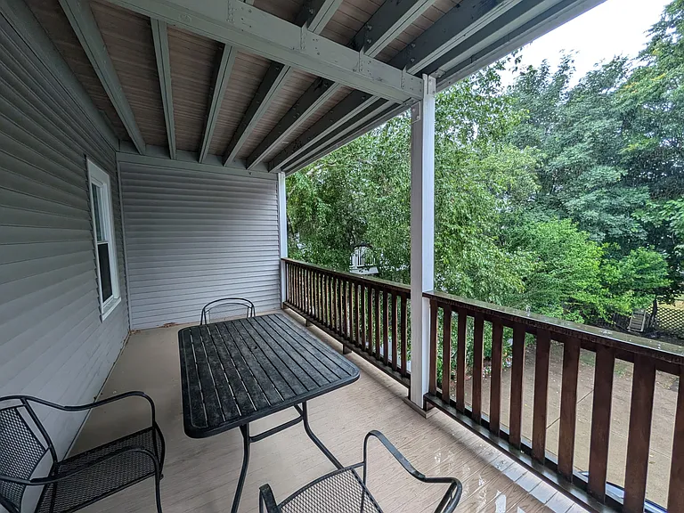 632 E 7th St #2 — Photo 9