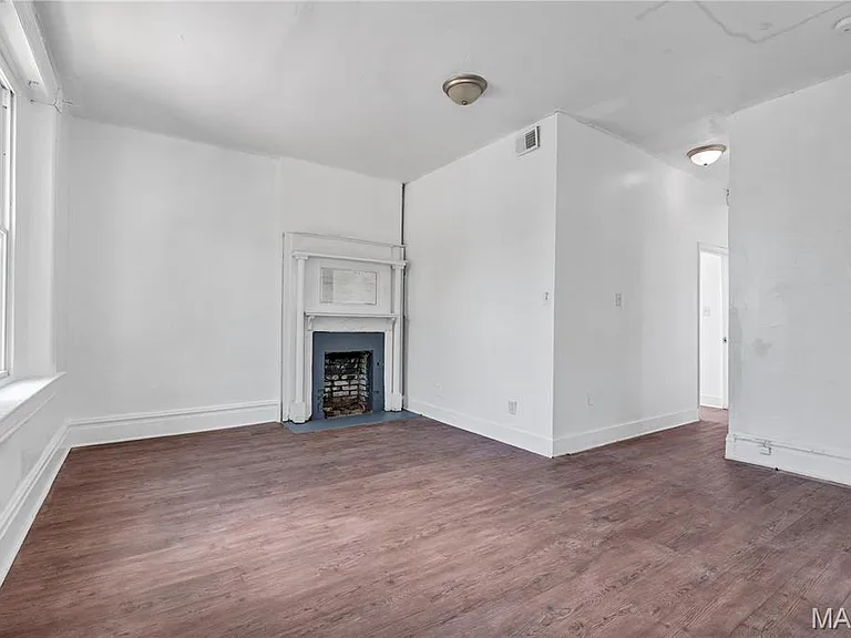 824 Canaan Ave #2F — Photo 5