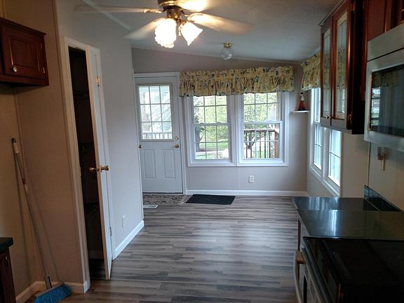 516 David Crockett RD 046