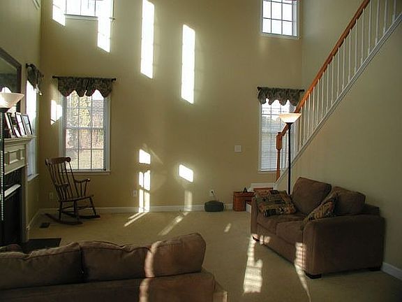 19' ceilings in family room