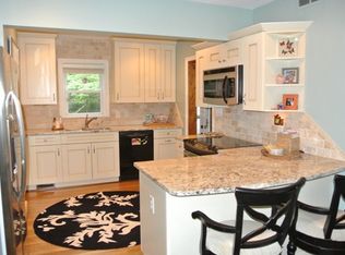 1404 Cardinal Pl, Greensboro, NC 27408