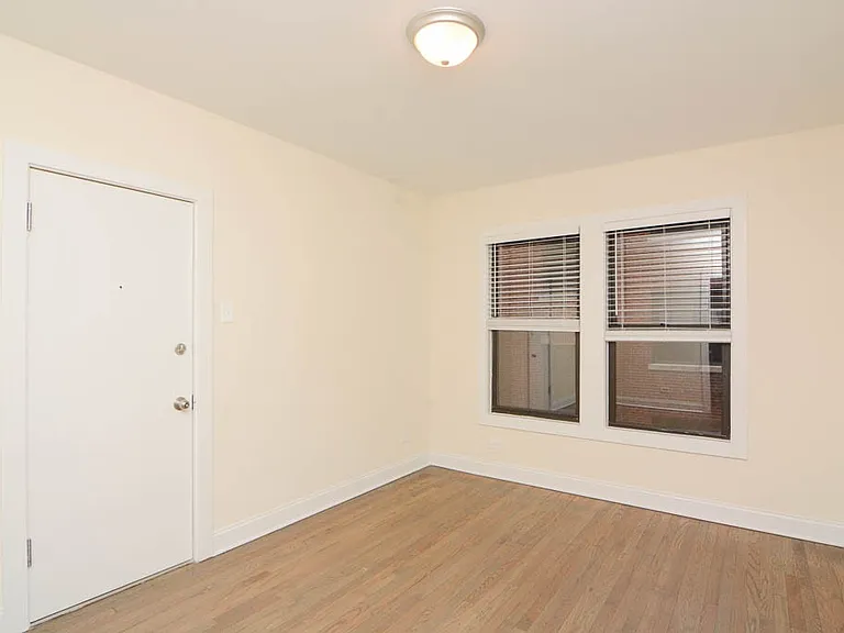2643 N Spaulding Ave #W3 — Photo 5