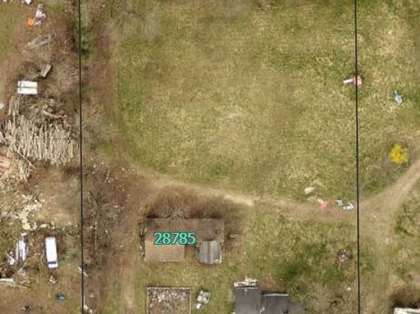 28785 County Road 354, Lawton, MI 49065