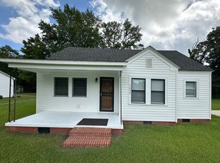 1634 Peartree Rd, Elizabeth City, NC 27909