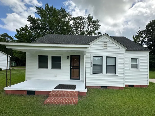 1634 Peartree Rd, Elizabeth City, NC 27909