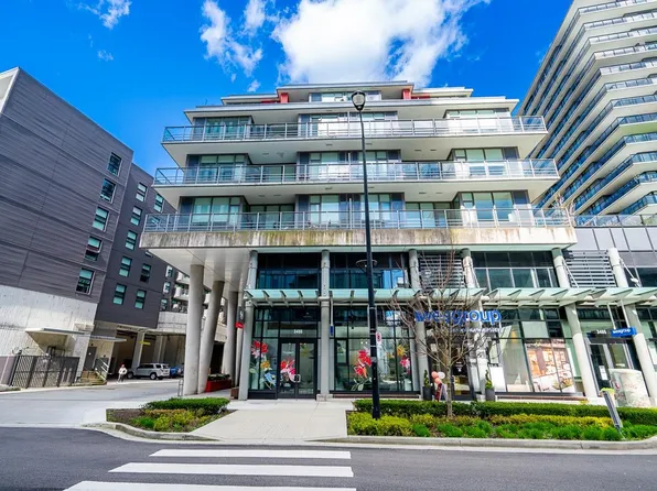 3451 Sawmill Cres #713, Vancouver, BC V5S 0E3