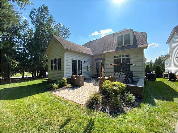 5th image of 801 Ashington Pl