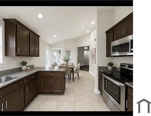 4 bed, 1600 sqft, $2,100 — Photo 2