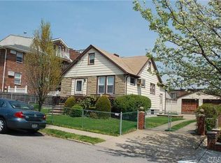 5815 79th St, Middle Village, NY 11379