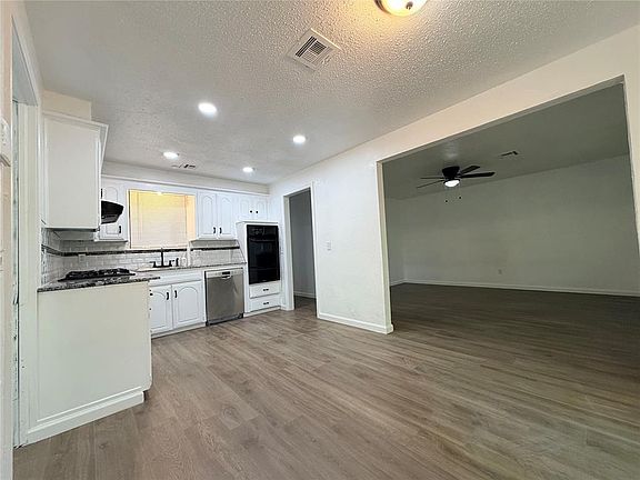 5th image of 5313 Brookdale Dr