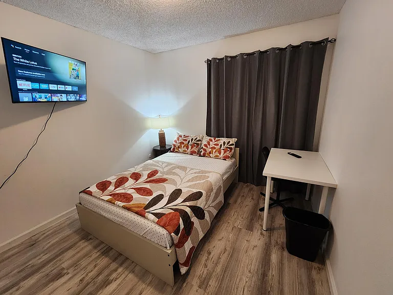 290 W Campus View Dr — Photo 13