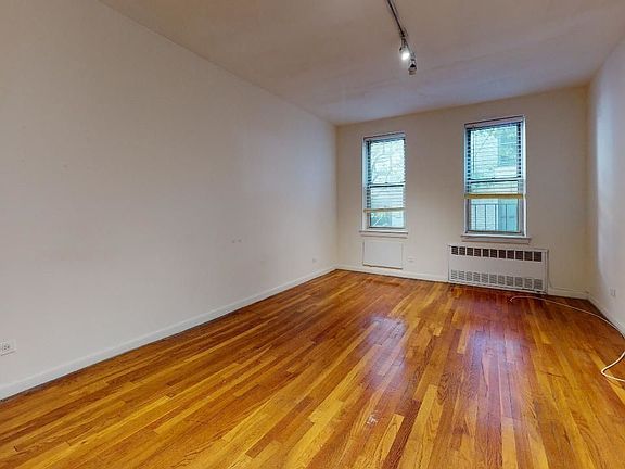2nd image of 347 E 51st St #B5
