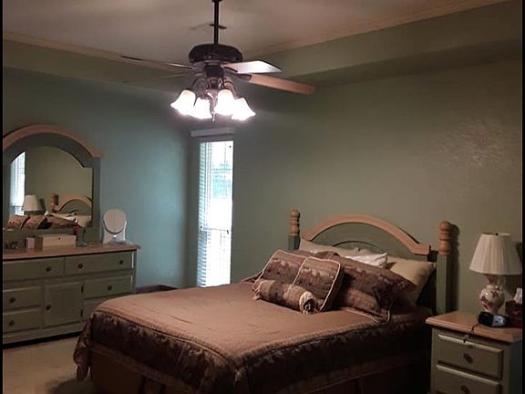 4th image of 2239 Green Meadows Cir