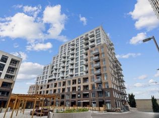 8 Beverley Glen Blvd #C904, Vaughan, ON L4J0G8