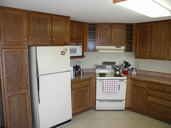 2nd image of 118 Baylor Dr