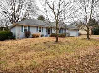3560 S Parkhill Ave, Springfield, MO 65807