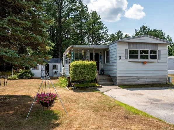 9 Country Lane, Rochester, NH 03867