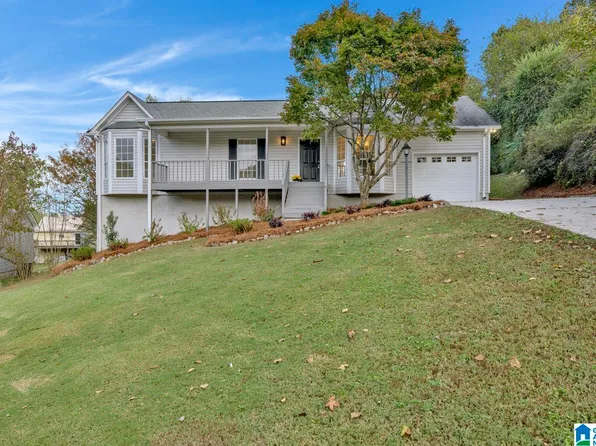 1111 Cherry Cir, Moody, AL 35004