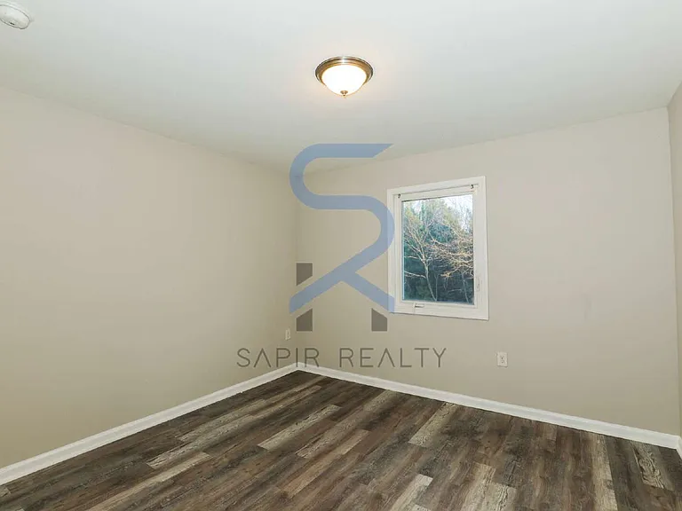 166 Anderson Ave NW #B12 — Photo 3
