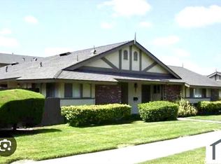 1670 W Orangewood Ave APT D, Anaheim, CA 92802