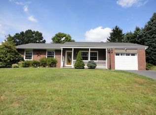1671 Valley Forge Rd, Lancaster, PA 17603