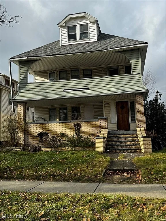 3518 E 146th St photo 1