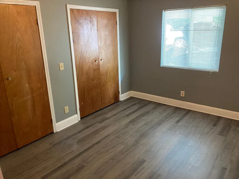 8197 Wood St — Photo 4