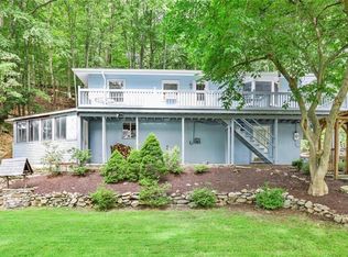 9 Carolyn Dr, Cortlandt Manor, NY 10567