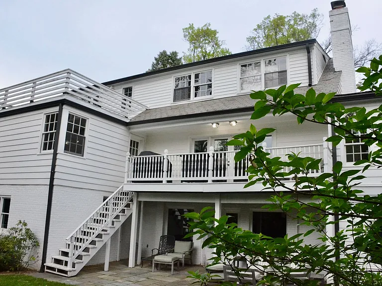 5100 Upton St NW — Photo 49