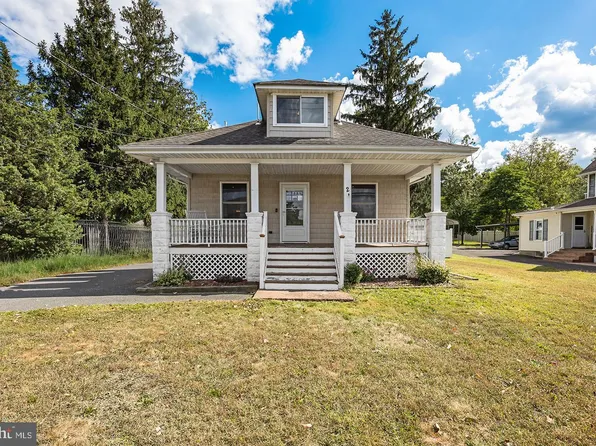 2 Cedar Brook Rd, Sicklerville, NJ 08081