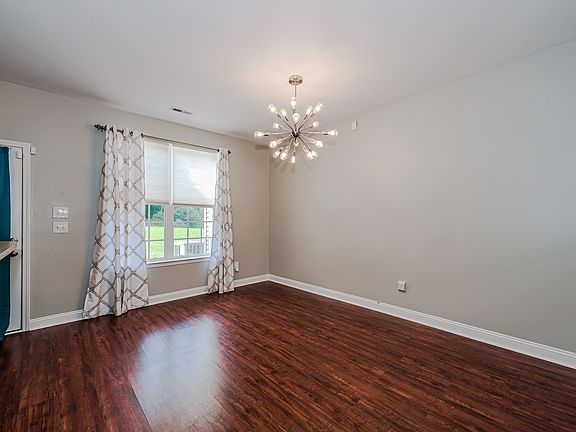5th image of 2489 Loch Stone Dr
