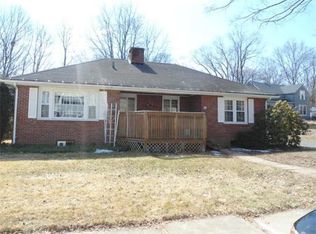 67 Wall St, Southbridge, MA 01550