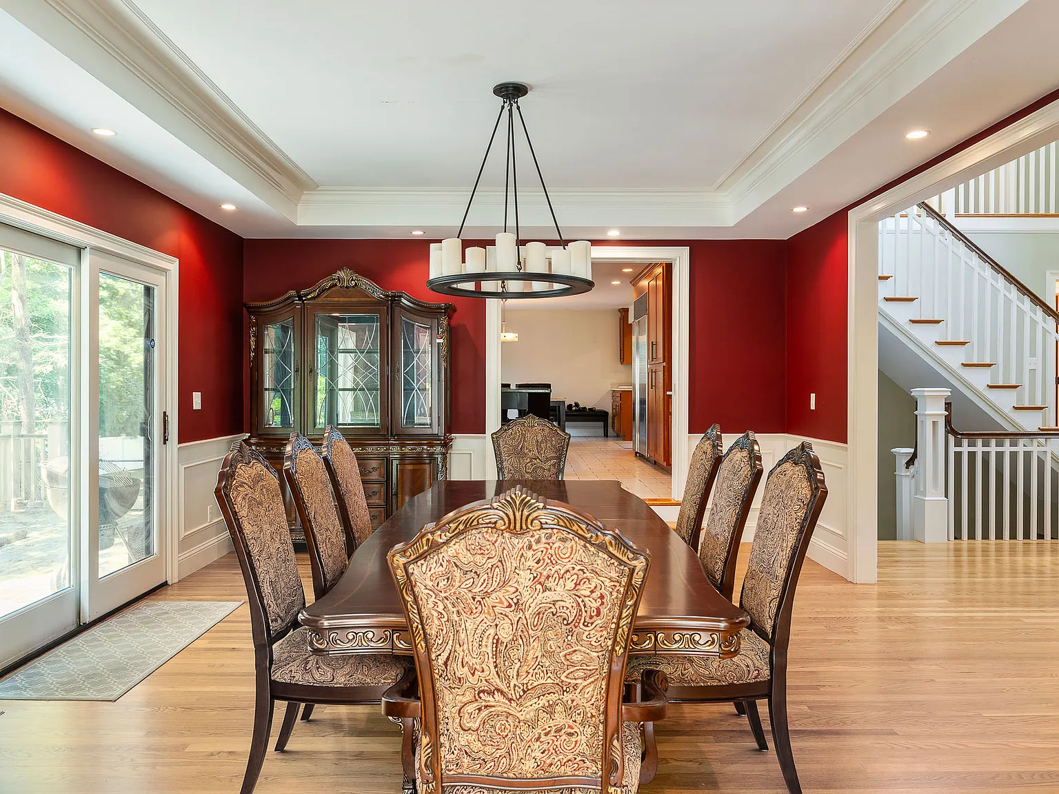 5 bed, 6.5 bath, 6343 sqft, $12,000 — Photo 4